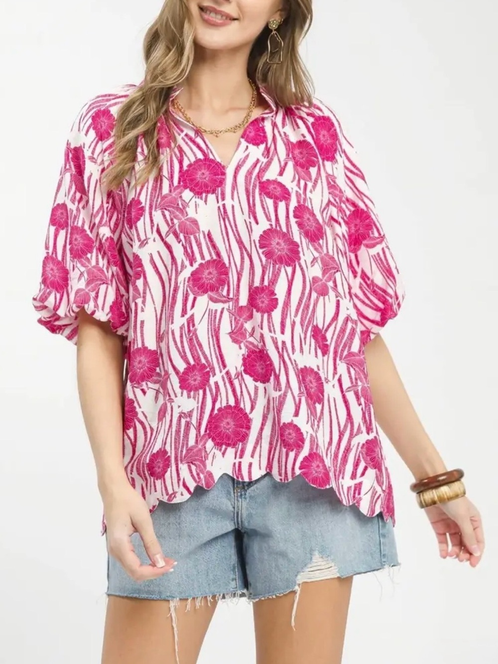 Umgee Pink Floral Scalloped Hem Blouse